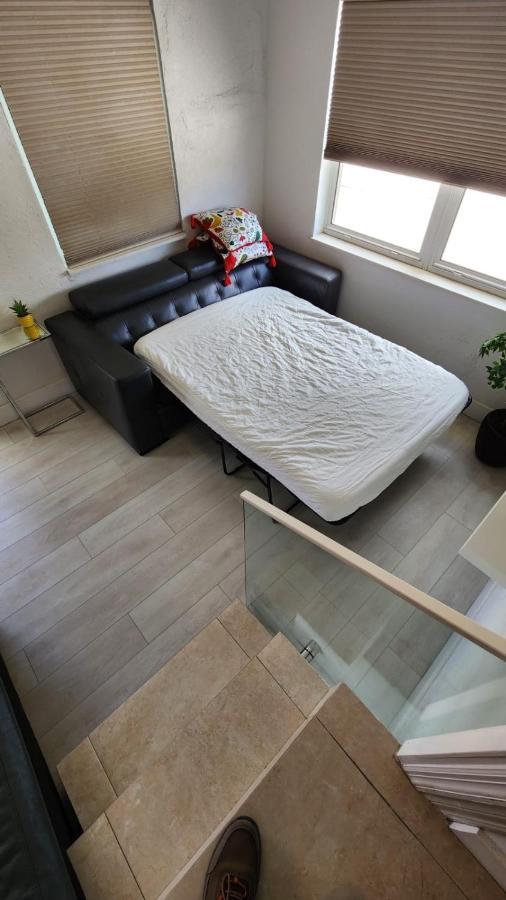 Comfortable Modern Apartment- Central Location. ไมอามี ภายนอก รูปภาพ